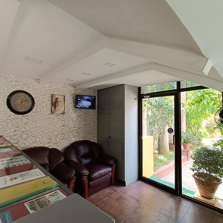 Poppys Olive De' Villa Auroville Zewnętrze zdjęcie